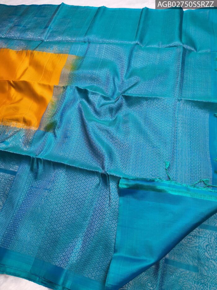 Elegant Teal and Gold Pure Silk Saree with Floral Pallu - Image 3