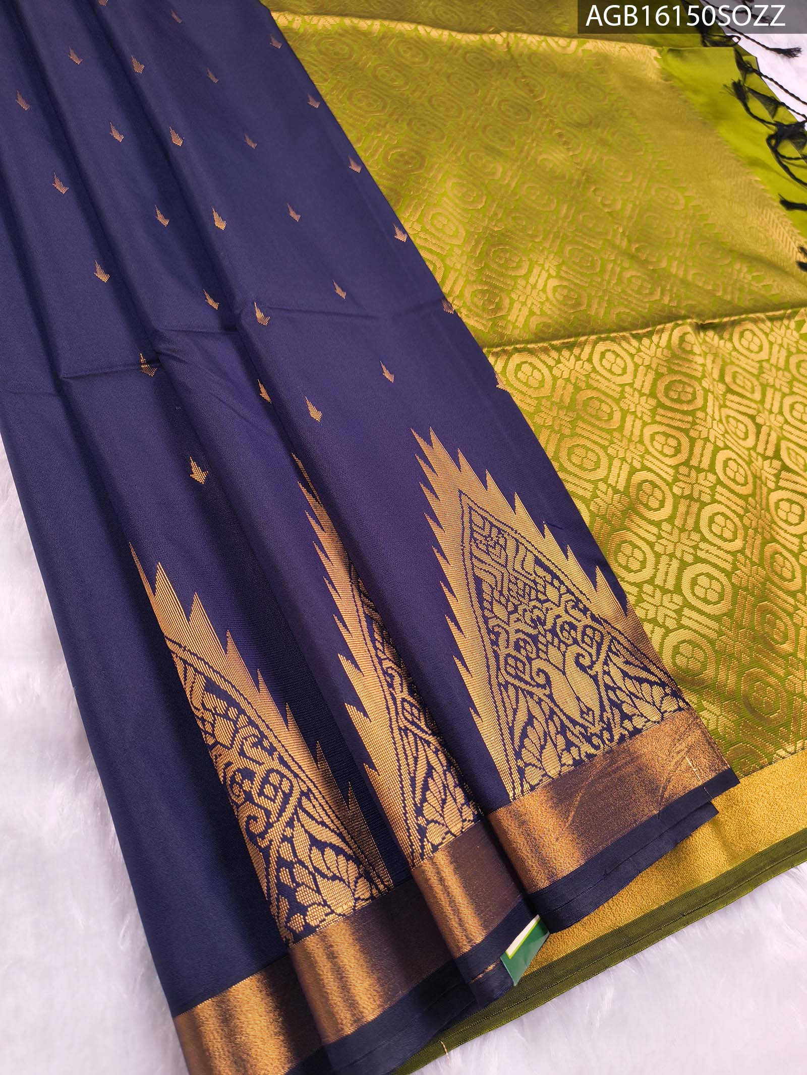 AGB16150_MAIN #SOZZ Elegant Navy Blue Soft Silk Saree with Rich Gold Border and Green Pallu - Image 1