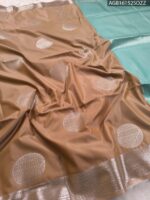 Elegant Beige Soft Silk Saree with Rich Zari Border and Teal Pallu - Image 2