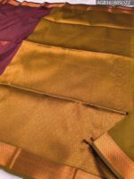 Maroon Soft Silk Saree with Rich Zari Border and Golden Pallu - Image 3