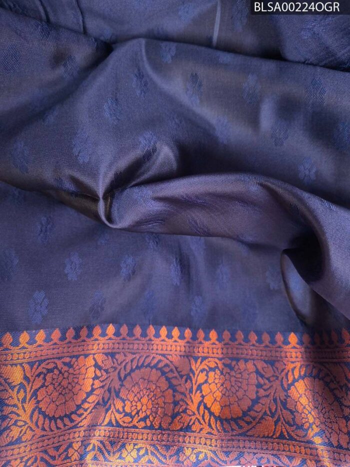 Elegant Light Purple Semi Soft Silk Saree with Rich Dark Blue Pallu and Stylish Motifs - Image 2